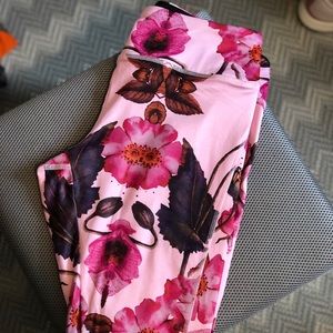 Lularoe Jordan workout leggings